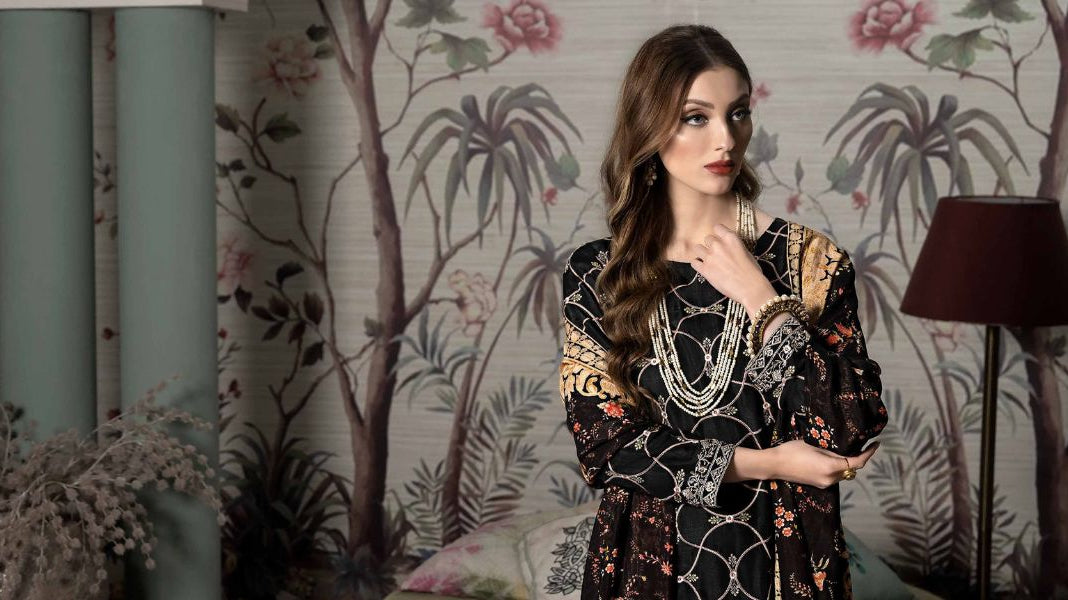 Best formal wear for women online in Pakistan