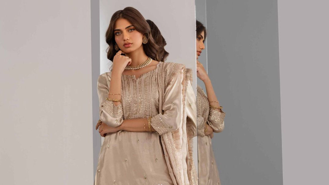 Best ladies readymade dresses online in Pakistan