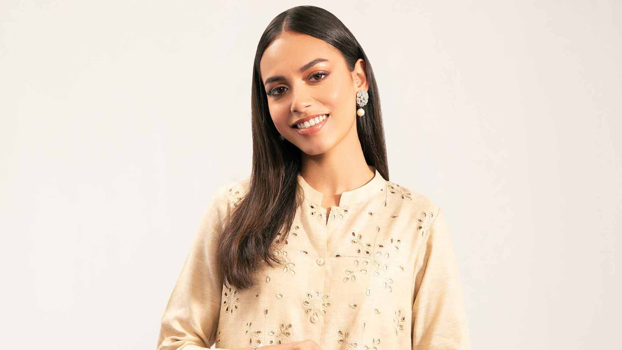 Iconic Minimalist Suits To Love This Season