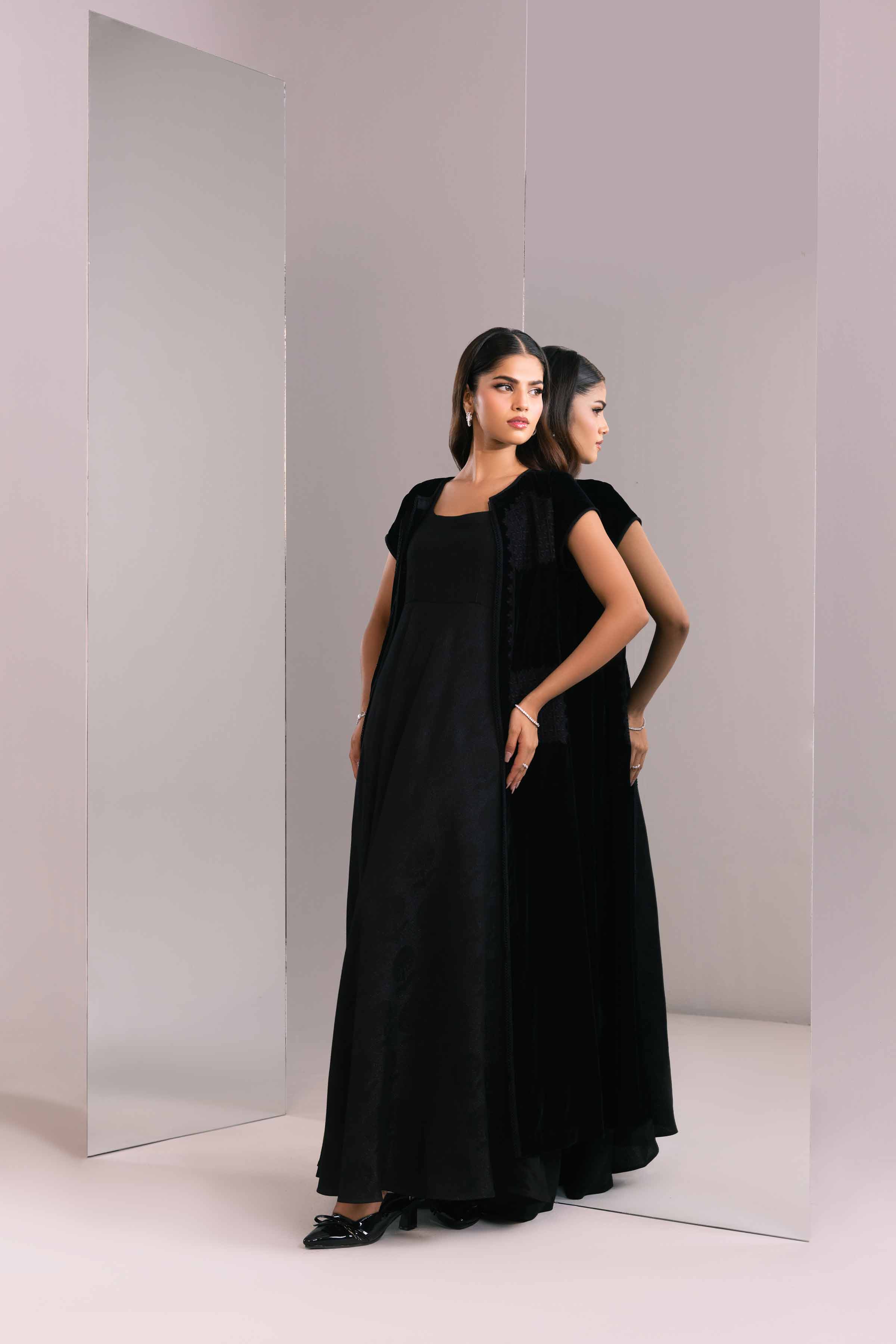 Formal dresses for women online in Pakistan Nishat Boutique