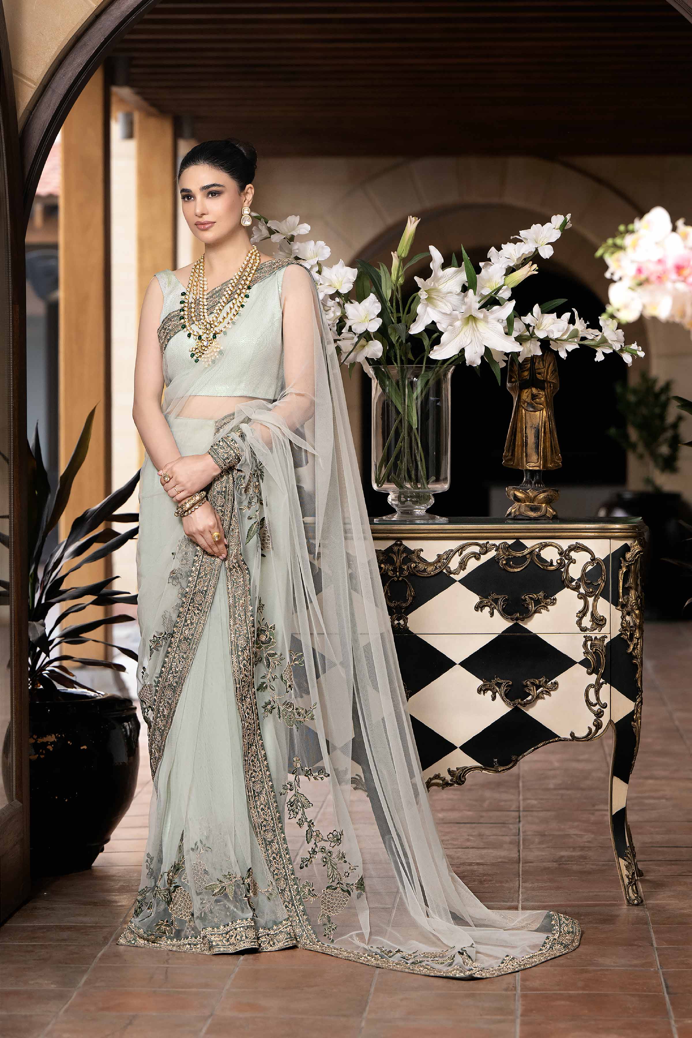 Best pakistani designer sarees online