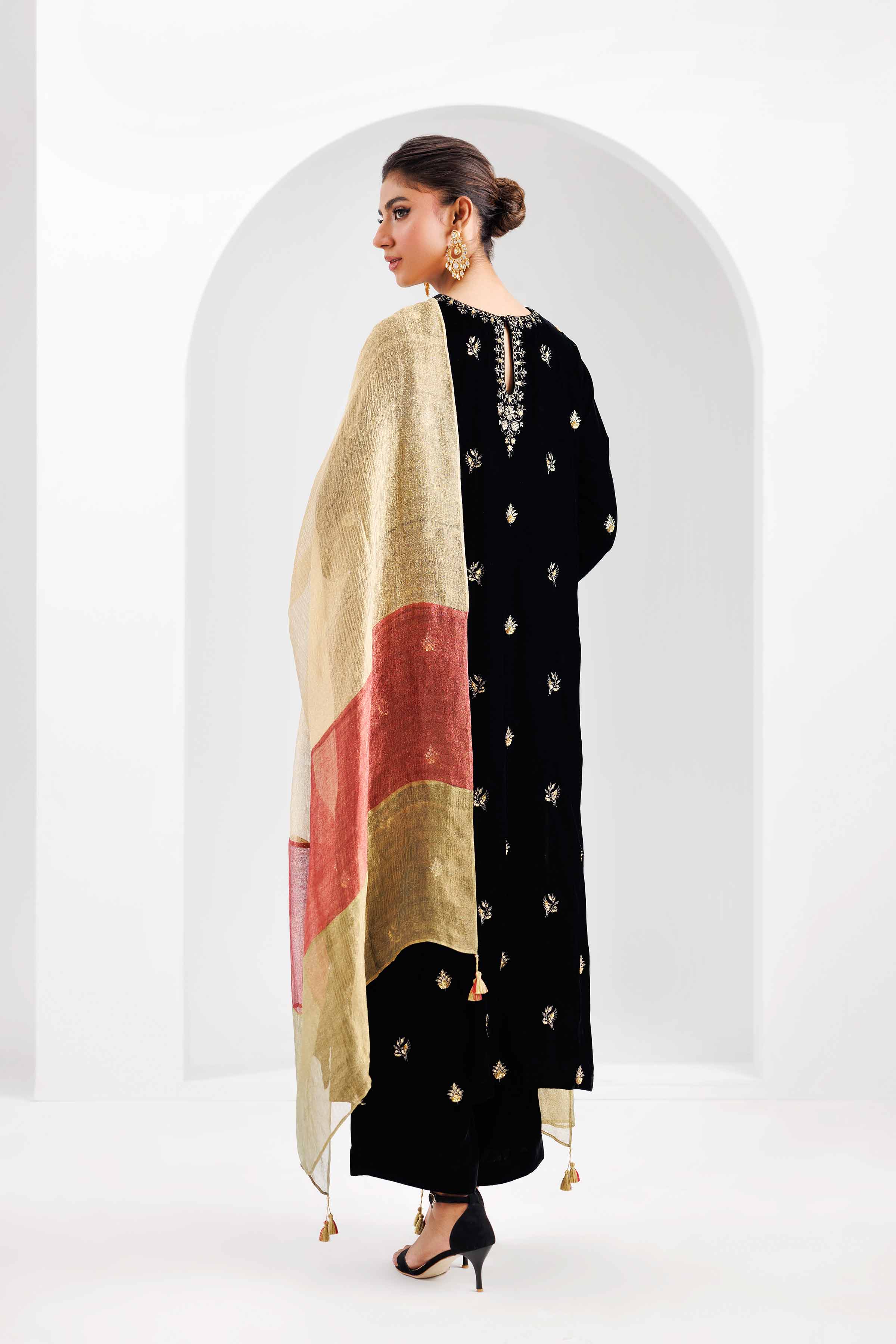 RAWAYAT - KBW25-60 for Women - Boutique Collection | Nishat | Shop Online